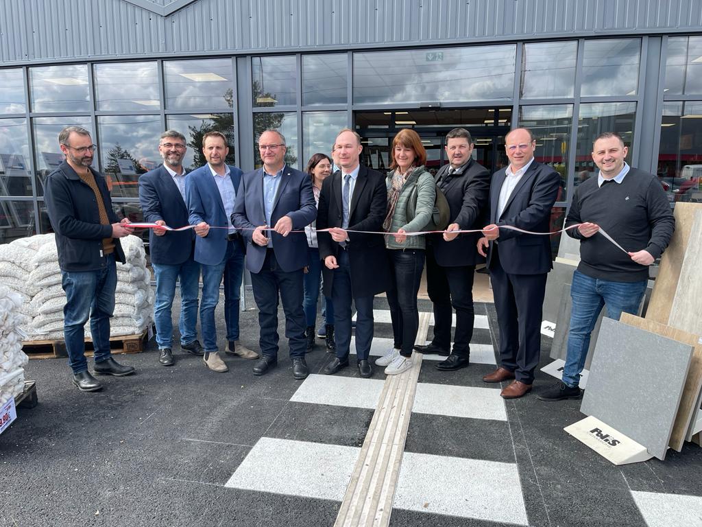 IMG-20230426-WA0020.jpg (154 KB)