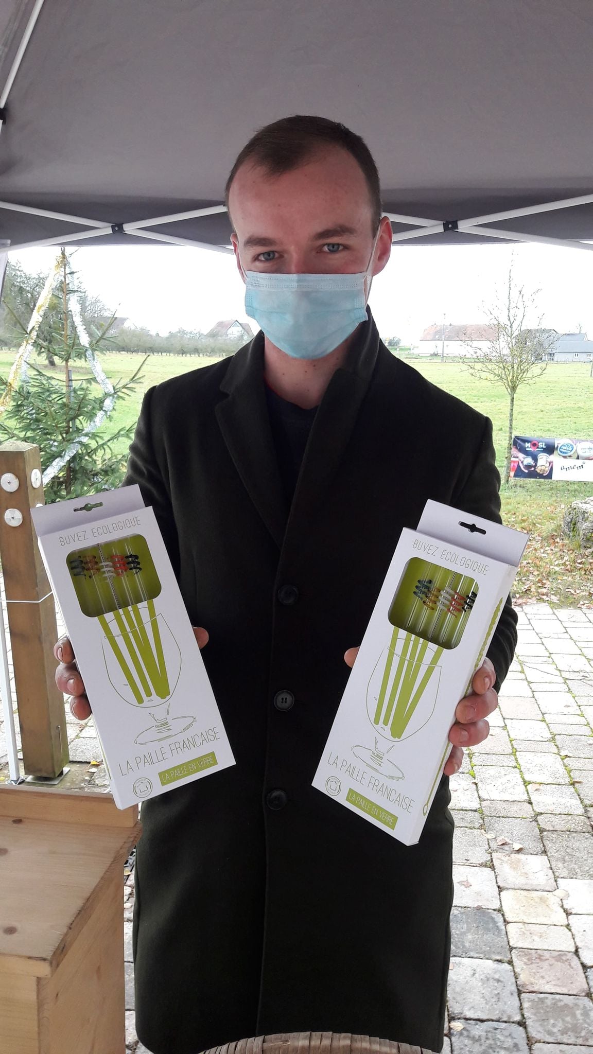 paille en verre.jpg (281 KB)