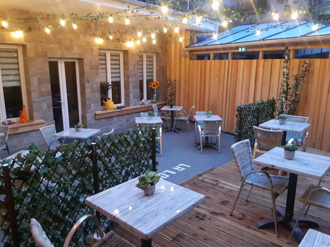 terrasse 2.jpg (172 KB)